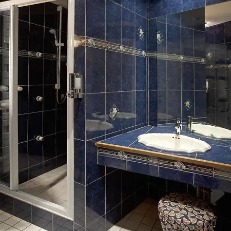 Trianon Centre Отель 2*